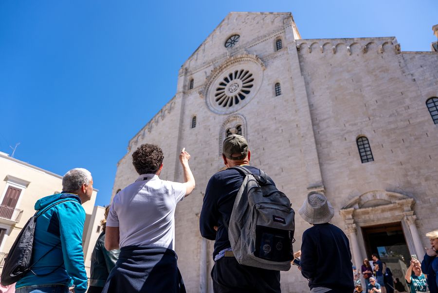 Bari Mediterraneo Tour - facciata della Cattedrale, Bari